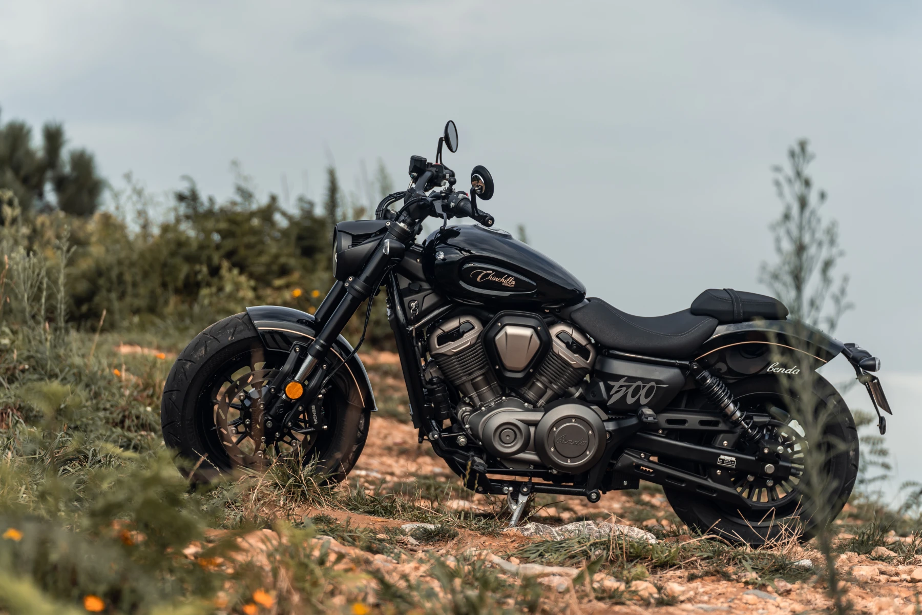 Benda Chinchilla 500 V2 čierna – Obrázok 7